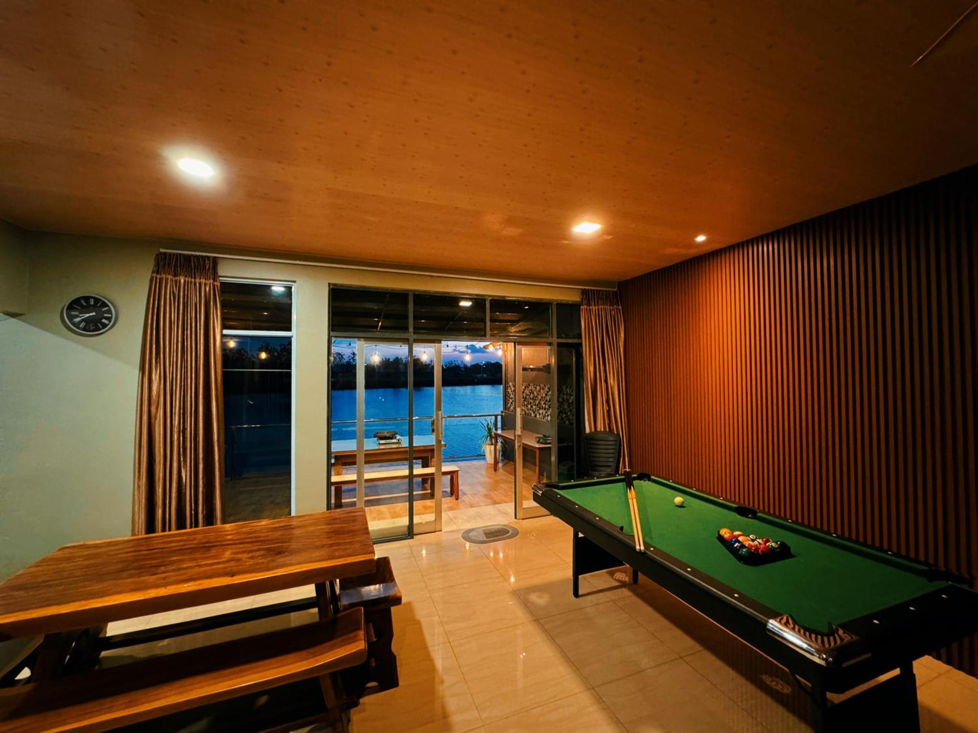 Canoe And Fishing , Free Pickup Villa Batam Eksteriør billede
